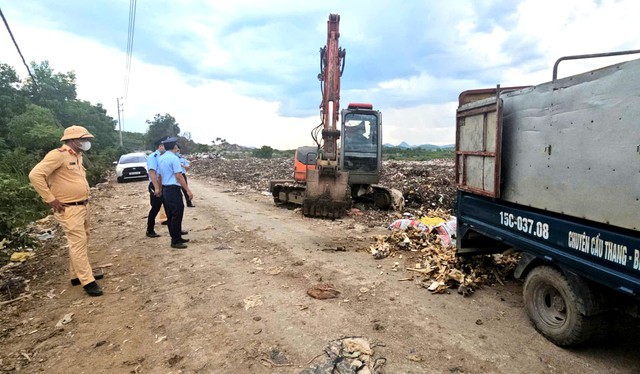 Thu giữ gần 2 tấn xương động vật bốc mùi tại Thanh Hóa- Ảnh 1. Thu giữ gần 2 tấn xương động vật bốc mùi tại Thanh Hóa- Ảnh 1.