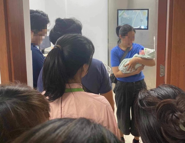 Bé gái 12 tuổi ở Hà Nội bị người hàng xóm xâm hại đã sinh con trai- Ảnh 1.
