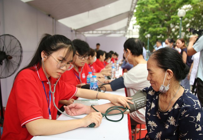 Hơn 8,7 triệu người trưởng thành ở Việt Nam mắc bệnh thận mạn- Ảnh 5.