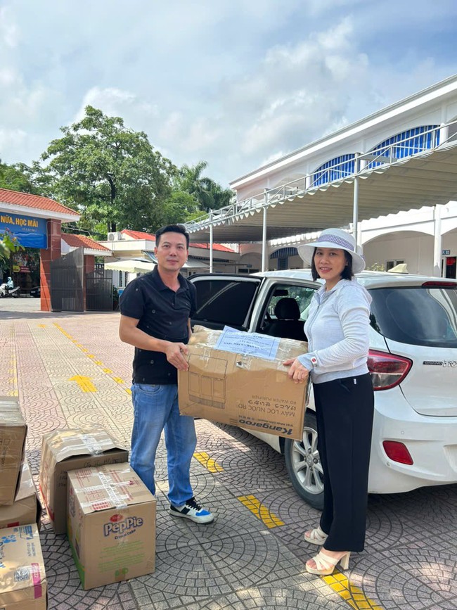 Nhiều trường học ở Hải Phòng quyên góp cứu trợ bà con vùng lũ Thái Nguyên- Ảnh 5. Nhiều trường học ở Hải Phòng quyên góp cứu trợ bà con vùng lũ Thái Nguyên- Ảnh 5.