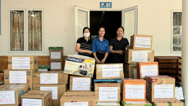 Nhiều trường học ở Hải Phòng quyên góp cứu trợ bà con vùng lũ Thái Nguyên- Ảnh 4. Nhiều trường học ở Hải Phòng quyên góp cứu trợ bà con vùng lũ Thái Nguyên- Ảnh 4.