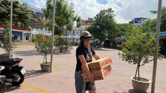 Nhiều trường học ở Hải Phòng quyên góp cứu trợ bà con vùng lũ Thái Nguyên- Ảnh 6. Nhiều trường học ở Hải Phòng quyên góp cứu trợ bà con vùng lũ Thái Nguyên- Ảnh 6.