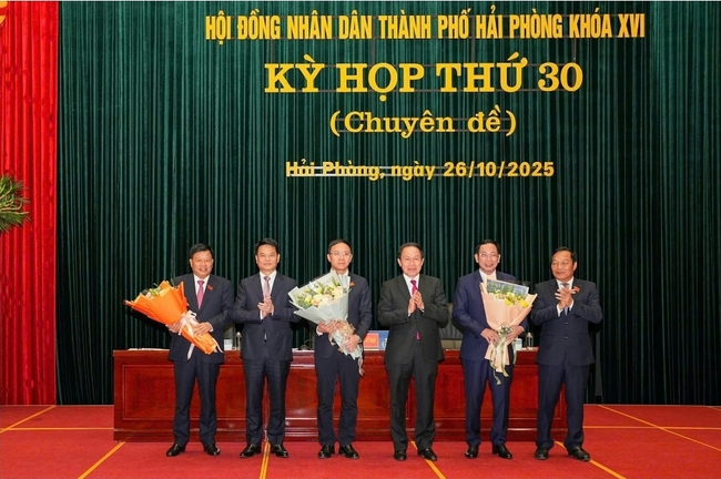 Hải Phòng: Bầu bổ sung các chức danh chủ chốt - Ảnh 2. Hải Phòng: Bầu bổ sung các chức danh chủ chốt - Ảnh 2.
