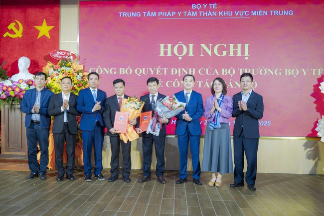 Bộ Y tế bổ nhiệm lại Giám đốc Trung tâm Pháp y tâm thần khu vực miền Trung- Ảnh 1. Bộ Y tế bổ nhiệm lại Giám đốc Trung tâm Pháp y tâm thần khu vực miền Trung- Ảnh 1.