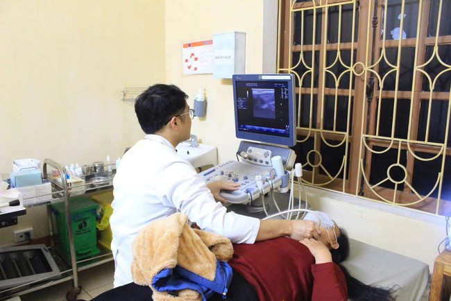 Hai bệnh viện ở Lào Cai khám sàng lọc tim mạch, ung thư miễn phí cho hơn 600 người dân- Ảnh 2.