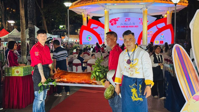 Nhiều sản phẩm Hải Phòng góp mặt liên hoan Ẩm thực món ngon Hải Phòng 2025- Ảnh 2. Nhiều sản phẩm Hải Phòng góp mặt liên hoan Ẩm thực món ngon Hải Phòng 2025- Ảnh 2.