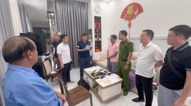 Phá đường dây kinh doanh đa cấp có sản phẩm chứa chất cấm đặc biệt lớn- Ảnh 1. Phá đường dây kinh doanh đa cấp có sản phẩm chứa chất cấm đặc biệt lớn- Ảnh 1.