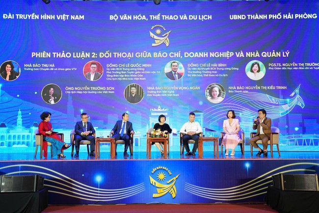 Báo chí góp phần phát triển công nghiệp văn hóa- Ảnh 1. Báo chí góp phần phát triển công nghiệp văn hóa- Ảnh 1.