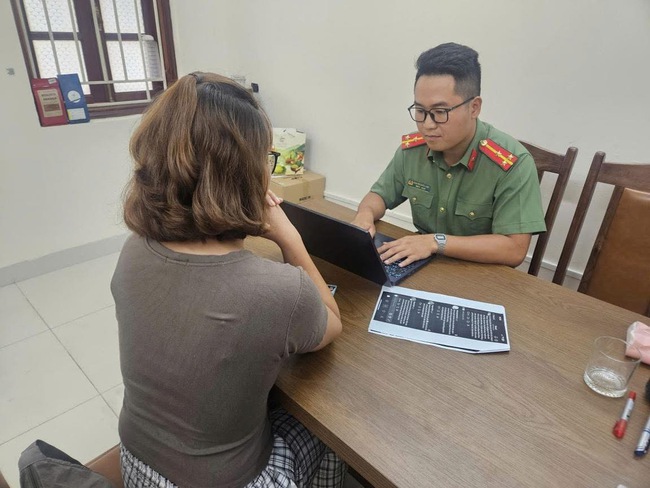 Bịa chuyện về bác sĩ nội trú để bán hàng online- Ảnh 2. Bịa chuyện về bác sĩ nội trú để bán hàng online- Ảnh 2.