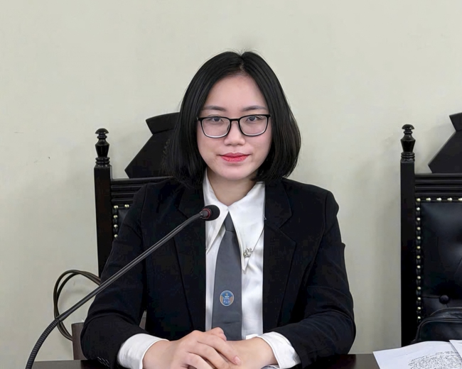 Không thắt dây an toàn trên xe khách, cả tài xế và hành khách đều bị xử phạt- Ảnh 2.