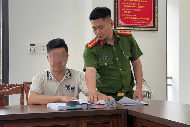 Mua bán tài khoản ngân hàng, thanh niên bị triệu tập sau hàng chục nghìn giao dịch - Ảnh 1. Mua bán tài khoản ngân hàng, thanh niên bị triệu tập sau hàng chục nghìn giao dịch - Ảnh 1.