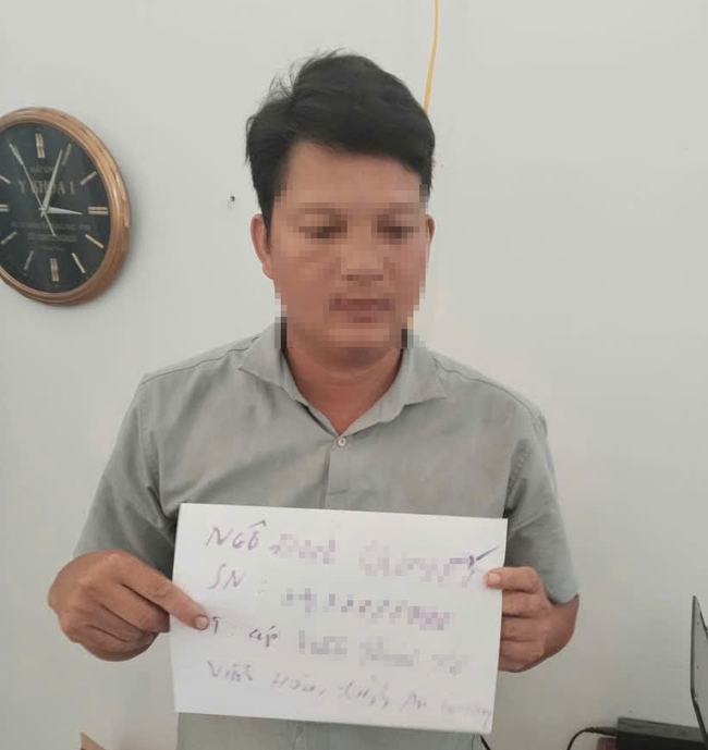 Gọi điện thoại 'trêu' Công an xã, người đàn ông bị xử phạt 3,5 triệu đồng- Ảnh 1.