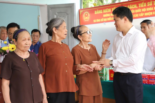Từ Lũng Cú, Phố Bảng lan tỏa tinh thần phòng bệnh từ sớm, từ xa nơi vùng biên Tổ Quốc - Ảnh 7. Từ Lũng Cú, Phố Bảng lan tỏa tinh thần phòng bệnh từ sớm, từ xa nơi vùng biên Tổ Quốc - Ảnh 7.
