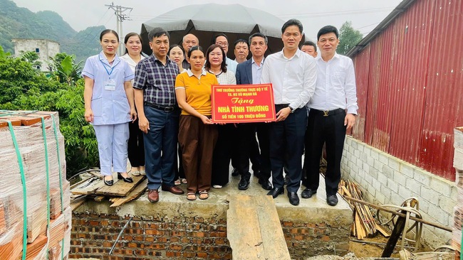Từ Lũng Cú, Phố Bảng lan tỏa tinh thần phòng bệnh từ sớm, từ xa nơi vùng biên Tổ Quốc - Ảnh 17. Từ Lũng Cú, Phố Bảng lan tỏa tinh thần phòng bệnh từ sớm, từ xa nơi vùng biên Tổ Quốc - Ảnh 17.