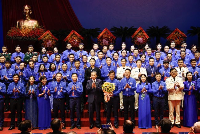 Ông Bùi Quang Huy tái đắc cử Bí thư thứ nhất Trung ương Đoàn khóa XIII- Ảnh 2.