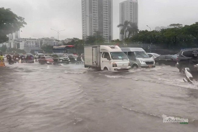 Cập nhật các tuyến đường ngập ở Hà Nội hôm nay 17/9 - Ảnh 9.