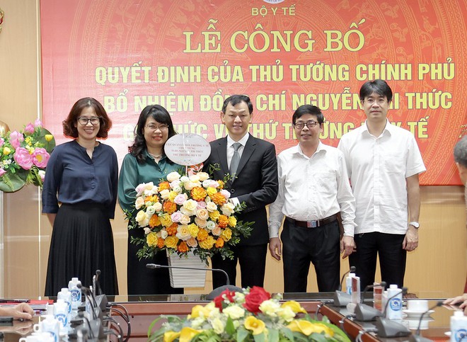 Công bố Quyết định của Thủ tướng bổ nhiệm Thứ trưởng Bộ Y tế Nguyễn Tri Thức- Ảnh 14.