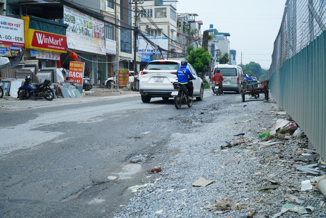 Người dân khốn khổ vì đường Ngọc Trục xuống cấp, mưa là ngập- Ảnh 9.