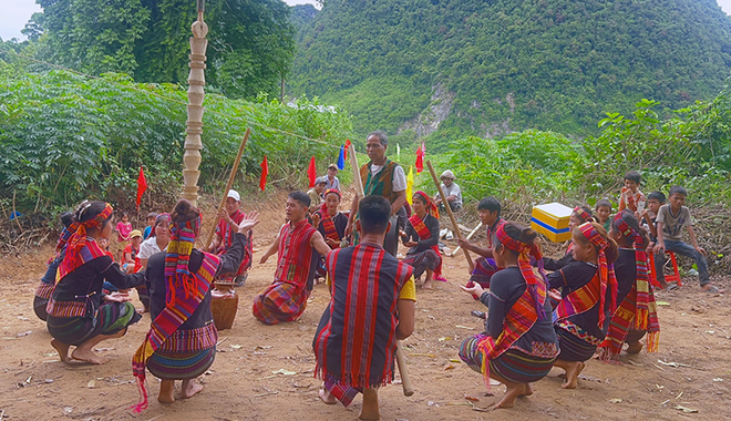 Già làng Hồ Ai – người lưu giữ 'hồn' văn hóa Vân Kiều dưới tán rừng Trường Sơn- Ảnh 8.