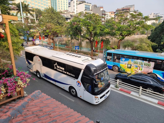 Hình ảnh đội tuyển bóng đá Việt Nam 'về nhà' sau chức vô địch ASEAN Cup- Ảnh 12.