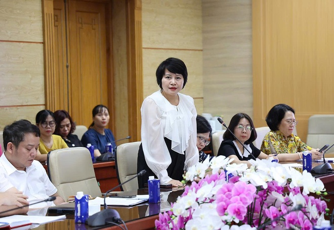 Bộ trưởng Đào Hồng Lan: Công tác chuẩn bị Đại hội Thi đua Yêu nước ngành Y tế phải chu đáo, tôn vinh cơ sở- Ảnh 6. Bộ trưởng Đào Hồng Lan: Công tác chuẩn bị Đại hội Thi đua Yêu nước ngành Y tế phải chu đáo, tôn vinh cơ sở- Ảnh 6.