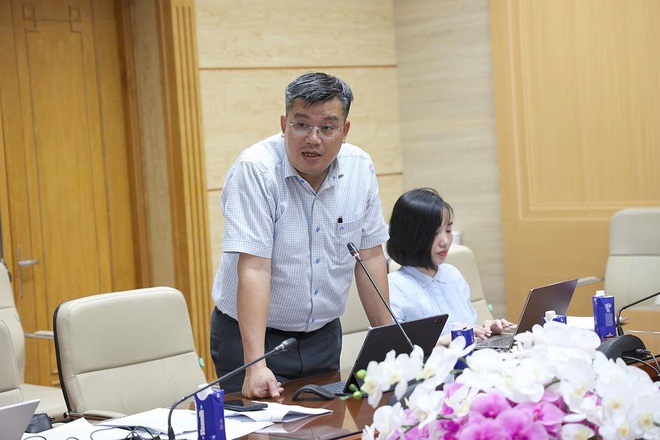 Thứ trưởng Thường trực Bộ Y tế Vũ Mạnh Hà làm việc với Vụ Bảo hiểm Y tế- Ảnh 3.