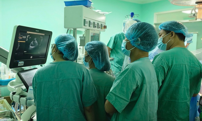 Trái tim hiến tặng vượt hàng trăm cây số hồi sinh cuộc đời người đàn ông suy tim giai đoạn cuối- Ảnh 6.