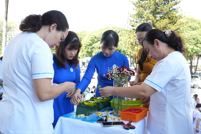 Nhiều bệnh viện ở TPHCM lan tỏa yêu thương, tri ân phụ nữ nhân ngày 20/10- Ảnh 5. Nhiều bệnh viện ở TPHCM lan tỏa yêu thương, tri ân phụ nữ nhân ngày 20/10- Ảnh 5.