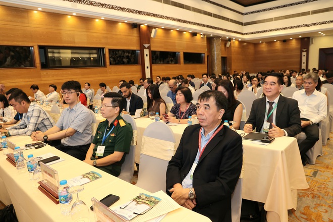 Thứ trưởng Bộ Y tế: Đẩy mạnh ứng dụng trí tuệ nhân tạo trong giám sát, phân tích, dự phòng dịch bệnh
- Ảnh 4.
