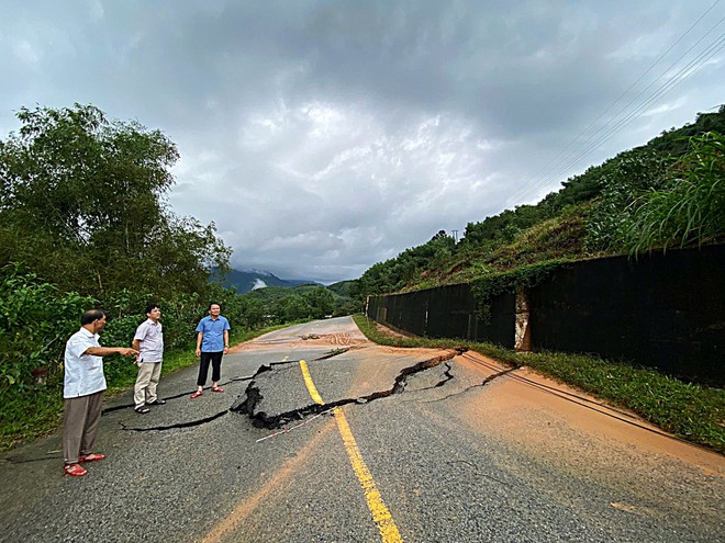 Chi viện 40.000 'rọ thép' cho miền Trung để giữ đường, giữ cầu- Ảnh 3. Chi viện 40.000 'rọ thép' cho miền Trung để giữ đường, giữ cầu- Ảnh 3.