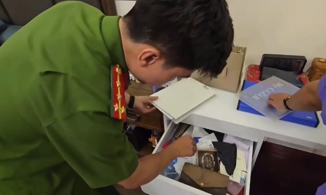 Khám xét nơi ở của diễn viên Trương Ngọc Ánh- Ảnh 4.