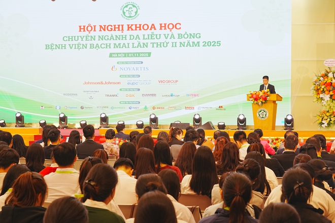 Phát triển đa chuyên khoa sâu để điều trị, chăm sóc toàn diện cho người bệnh- Ảnh 4. Phát triển đa chuyên khoa sâu để điều trị, chăm sóc toàn diện cho người bệnh- Ảnh 4.