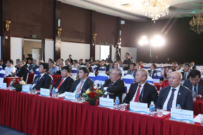 Đẩy mạnh phẫu thuật thông minh, công nghệ phục hồi nhanh để giảm thời gian nằm viện của người bệnh- Ảnh 3.