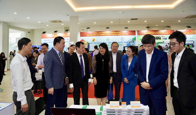 Hợp tác chuyển giao công nghệ tế bào miễn dịch, sản xuất vắc xin thế hệ mới điều trị ung thư, bệnh mạn tính...- Ảnh 4.
Hợp tác chuyển giao công nghệ tế bào miễn dịch, sản xuất vắc xin thế hệ mới điều trị ung thư, bệnh mạn tính...- Ảnh 4.