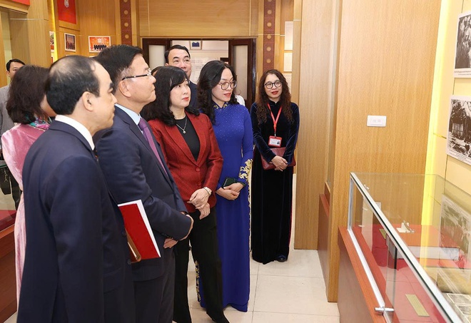 Thời cơ đặc biệt cho sự phát triển của Trường Đại học Y Hà Nội- Ảnh 3. Thời cơ đặc biệt cho sự phát triển của Trường Đại học Y Hà Nội- Ảnh 3.