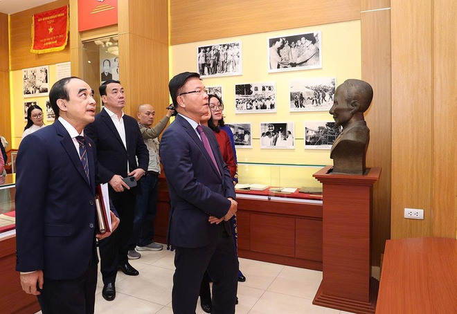 Thời cơ đặc biệt cho sự phát triển của Trường Đại học Y Hà Nội- Ảnh 4. Thời cơ đặc biệt cho sự phát triển của Trường Đại học Y Hà Nội- Ảnh 4.