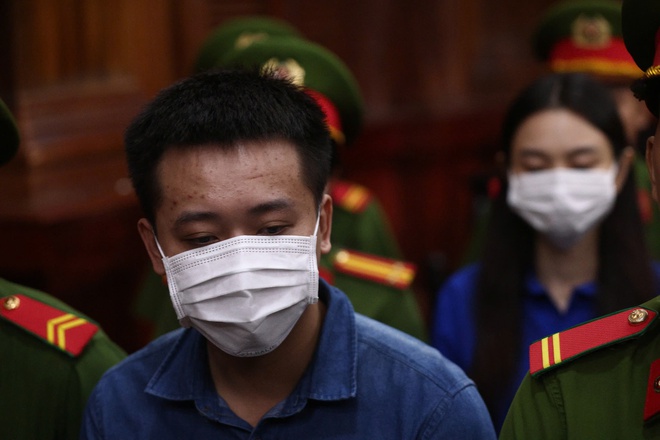 Hằng Du Mục, Quang Linh Vlogs, Thuỳ Tiên lĩnh 2 năm tù giam- Ảnh 4.