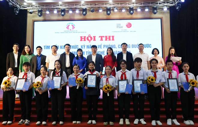 Nghệ An siết chặt phòng, chống đuối nước trẻ em: Quyết tâm không để thêm một sinh mạng bị cuốn đi- Ảnh 6.