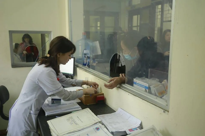 Báo chí – tiếng nói bền bỉ trong cuộc chiến không tiếng súng với HIV/AIDS- Ảnh 2. Báo chí – tiếng nói bền bỉ trong cuộc chiến không tiếng súng với HIV/AIDS- Ảnh 2.