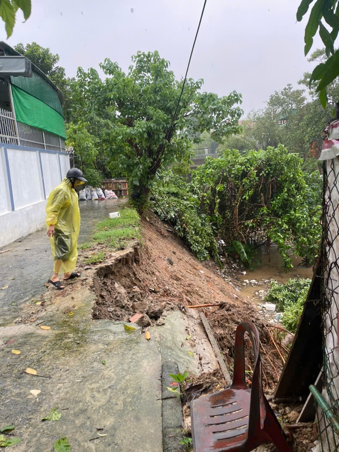 Sạt lở áp sát khu dân cư ở Nghệ An sau hai cơn bão lớn- Ảnh 10. Sạt lở áp sát khu dân cư ở Nghệ An sau hai cơn bão lớn- Ảnh 10.