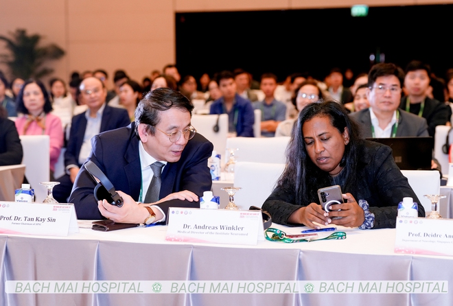 Thứ trưởng Bộ Y tế: Nỗ lực để mỗi người dân được tiếp cận cấp cứu, điều trị đột quỵ trong 'thời gian vàng'
- Ảnh 5.