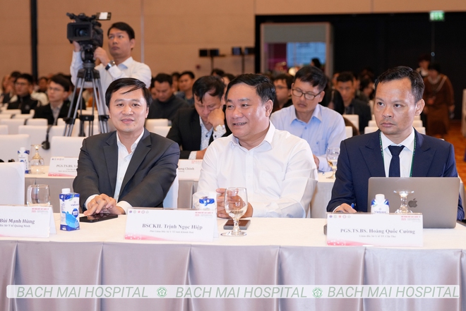 Thứ trưởng Bộ Y tế: Nỗ lực để mỗi người dân được tiếp cận cấp cứu, điều trị đột quỵ trong 'thời gian vàng'
- Ảnh 7.