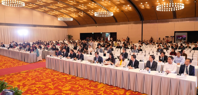 Thứ trưởng Bộ Y tế: Nỗ lực để mỗi người dân được tiếp cận cấp cứu, điều trị đột quỵ trong 'thời gian vàng'
- Ảnh 6.