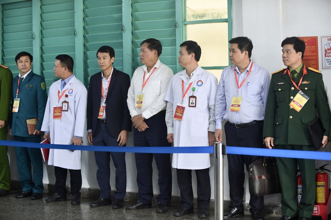 Bộ Y tế tổ chức diễn tập đáp ứng y tế trong tình huống khủng bố- Ảnh 7. Bộ Y tế tổ chức diễn tập đáp ứng y tế trong tình huống khủng bố- Ảnh 7.