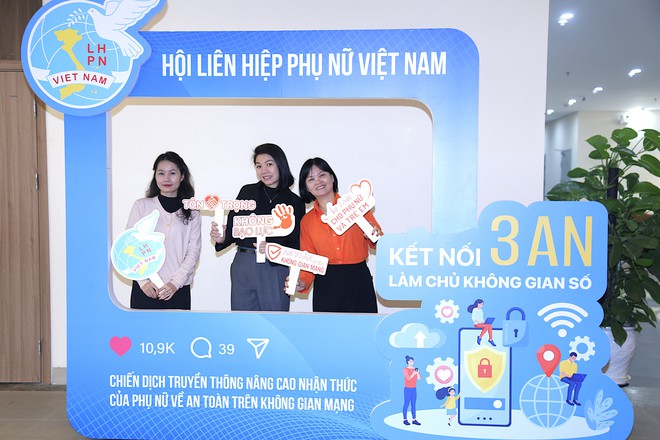 Kết nối '3 an' giúp phụ nữ làm chủ không gian số- Ảnh 4. Kết nối '3 an' giúp phụ nữ làm chủ không gian số- Ảnh 4.