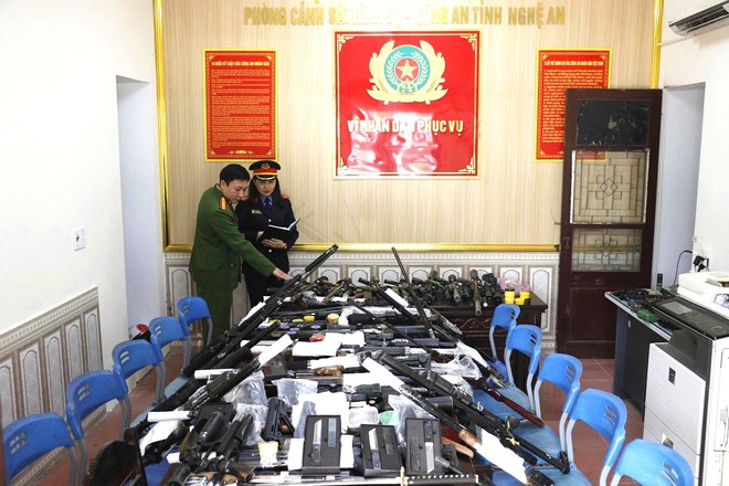 Triệt phá đường dây chế tạo, mua bán, tàng trữ vũ khí quân dụng, bắt 42 đối tượng- Ảnh 3.