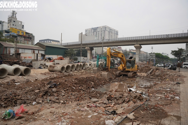 Diện mạo Vành đai 1 sau khi phá dỡ loạt công trình lớn- Ảnh 4. Diện mạo Vành đai 1 sau khi phá dỡ loạt công trình lớn- Ảnh 4.