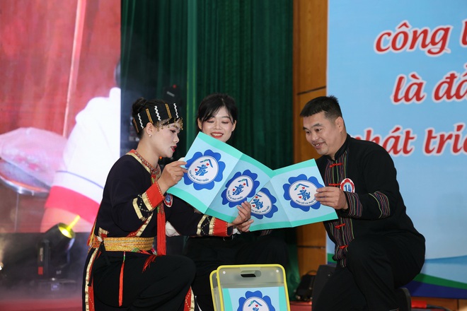 Bộ Y tế tổ chức cuộc thi dành cho hàng trăm người đưa chính sách dân số tới cơ sở- Ảnh 4. Bộ Y tế tổ chức cuộc thi dành cho hàng trăm người đưa chính sách dân số tới cơ sở- Ảnh 4.