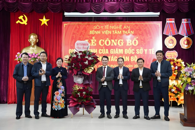 Bệnh viện Tâm thần Nghệ An có Giám đốc mới- Ảnh 4.