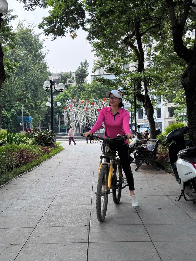 Cuộc thi TÔI KHOẺ ĐẸP HƠN: 'Hồi sinh năng lượng tuổi trung niên' - Hành trình thay đổi sức khỏe của ứng viên Nguyễn Như Quỳnh- Ảnh 8. Cuộc thi TÔI KHOẺ ĐẸP HƠN: 'Hồi sinh năng lượng tuổi trung niên' - Hành trình thay đổi sức khỏe của ứng viên Nguyễn Như Quỳnh- Ảnh 8.